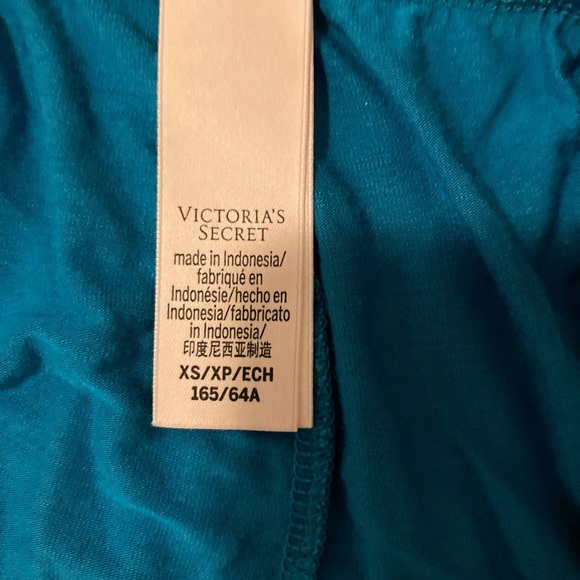 Turquoise Victoria’s Secret pyjama shorts with lace - Picture 4 of 4